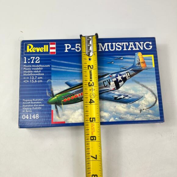 Revell P-51D Mustang 1/72 Scale Model Kit WWII Aircraft 04148 Open Box USAF - Picture 7 of 7